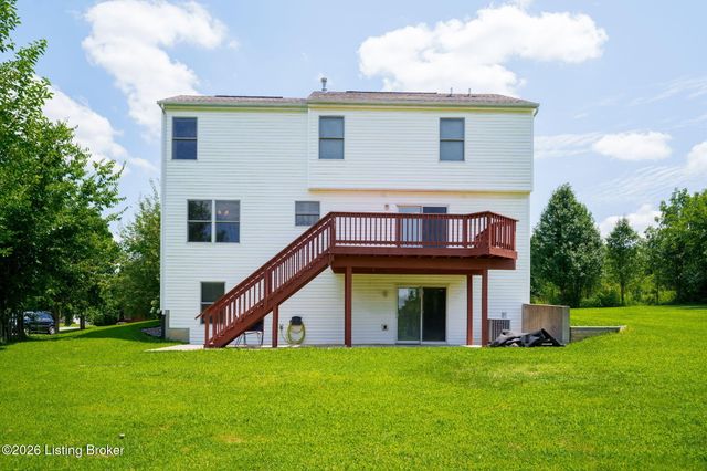 10202 Mountain Laurel Ln, Louisville, KY 40228