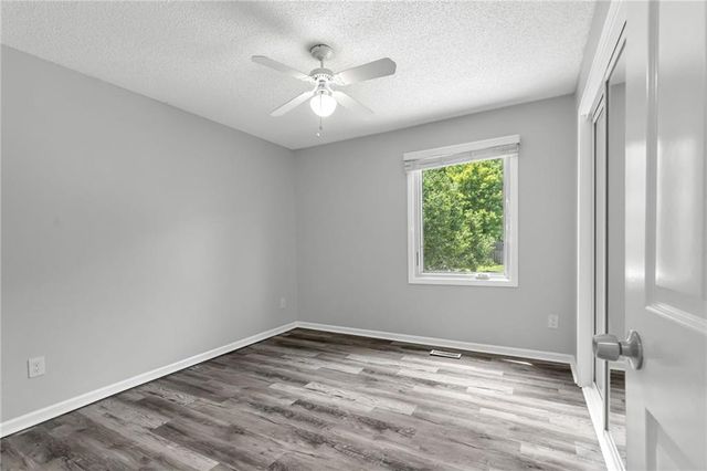 4514 NW Apache Drive, Riverside, MO 64150