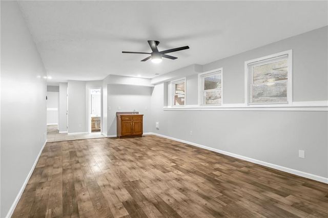4514 NW Apache Drive, Riverside, MO 64150