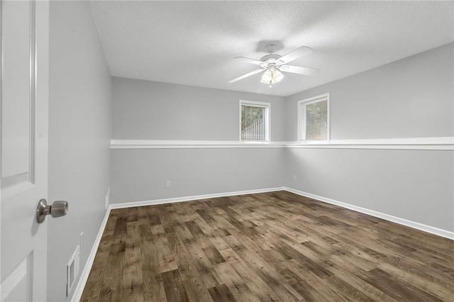 4514 NW Apache Drive, Riverside, MO 64150
