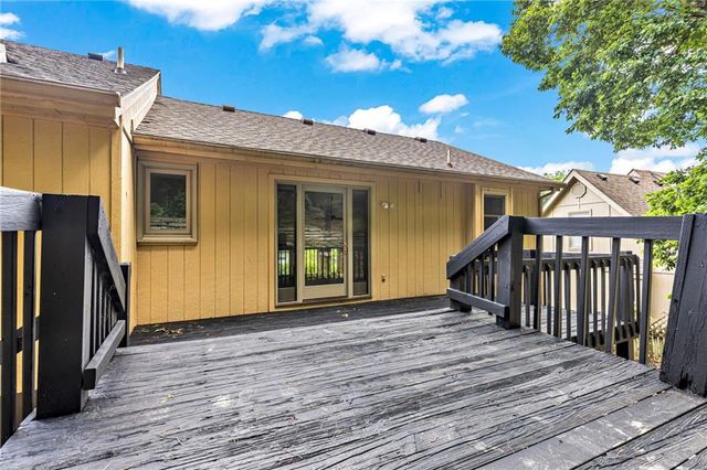 4514 NW Apache Drive, Riverside, MO 64150
