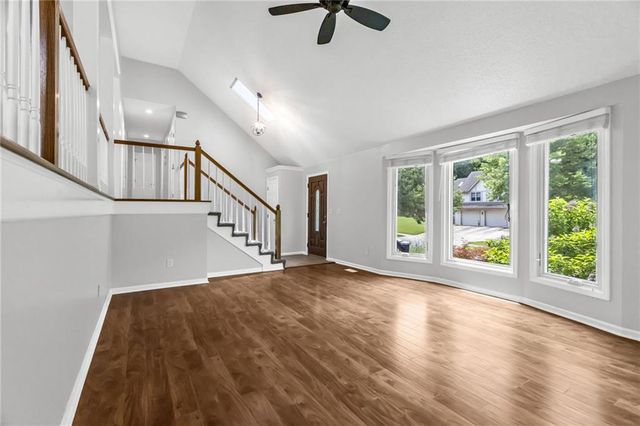 4514 NW Apache Drive, Riverside, MO 64150