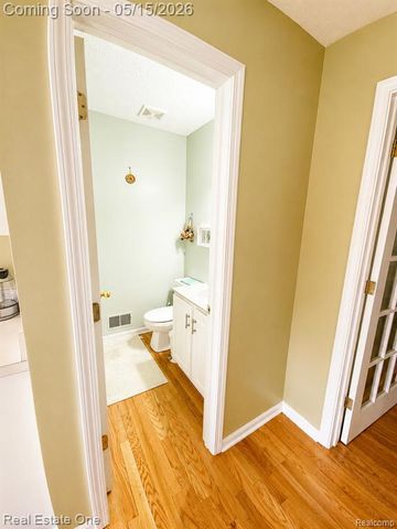 6692 Goldwin Drive, Brighton, MI 48116