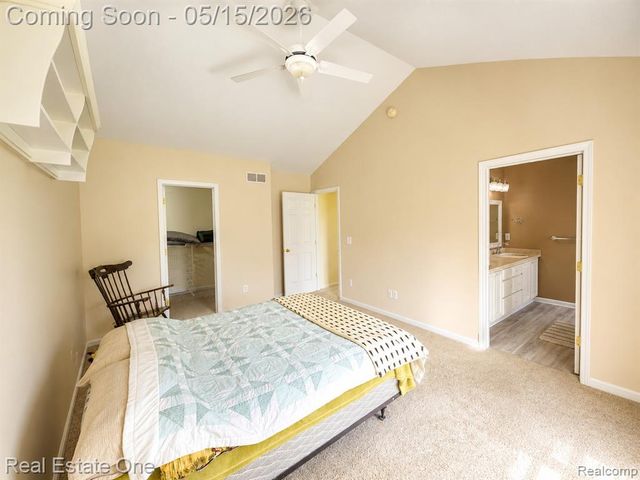 6692 Goldwin Drive, Brighton, MI 48116