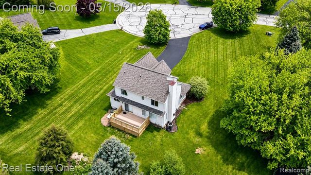 6692 Goldwin Drive, Brighton, MI 48116