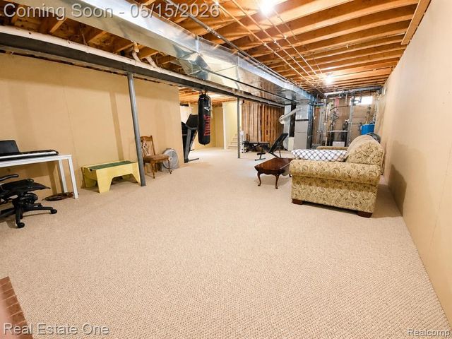 6692 Goldwin Drive, Brighton, MI 48116