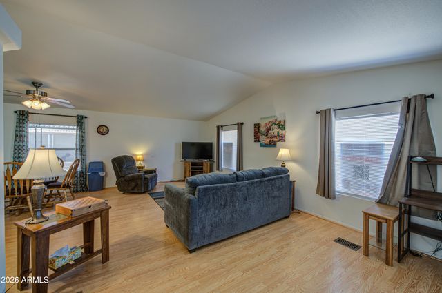 661 S Hawes Road 93, Mesa, AZ 85208