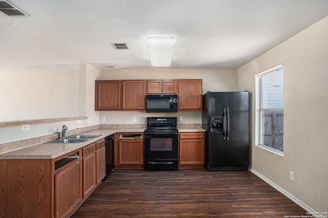 136 Gatewood Bay, Cibolo, TX 78108