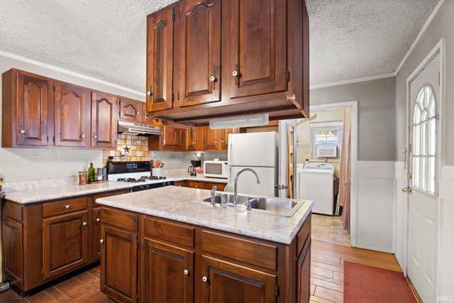 7428 W Co Rd 100 N, West Baden, IN 47469