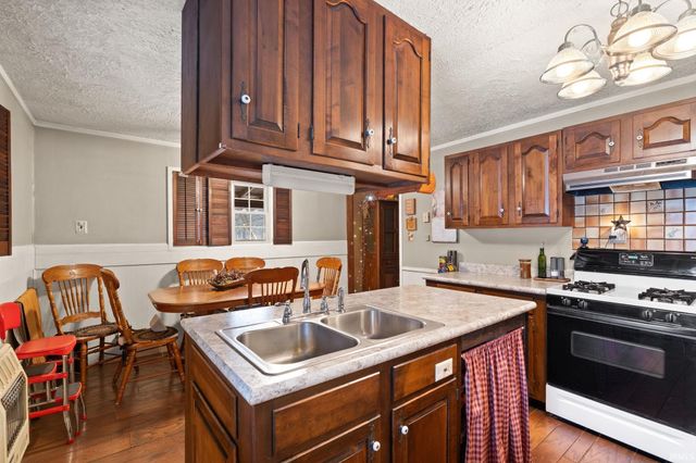 7428 W Co Rd 100 N, West Baden, IN 47469