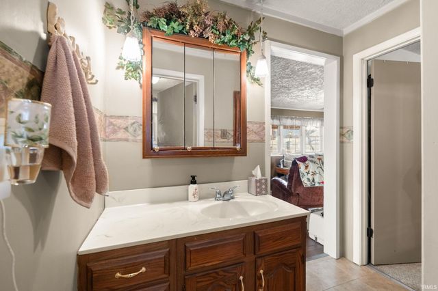 7428 W Co Rd 100 N, West Baden, IN 47469