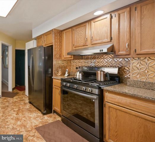 232 S CECIL ST, Philadelphia, PA 19139