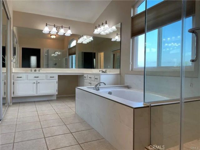 10 Tizmin, Lake Forest, CA 92610