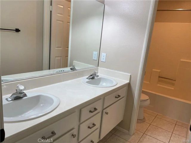 10 Tizmin, Lake Forest, CA 92610