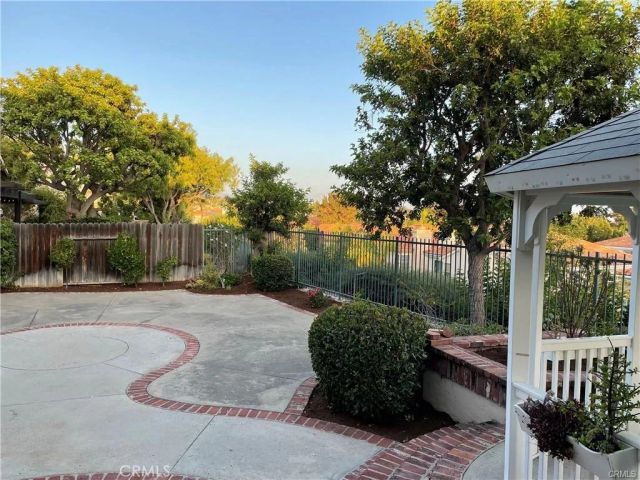 10 Tizmin, Lake Forest, CA 92610