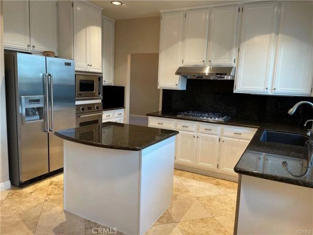 10 Tizmin, Lake Forest, CA 92610