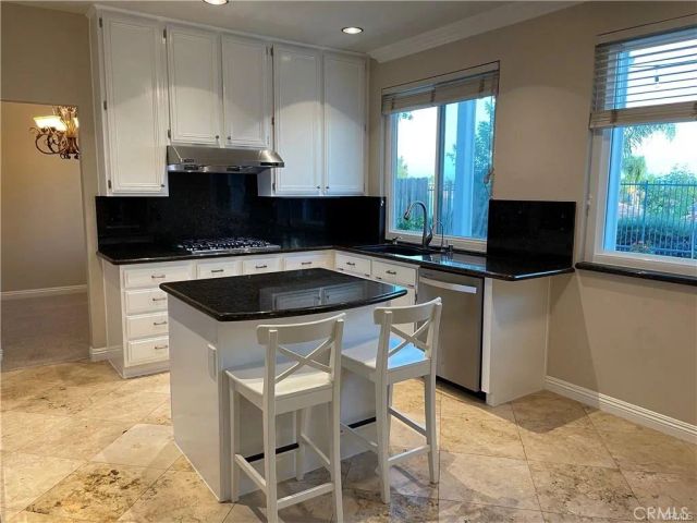 10 Tizmin, Lake Forest, CA 92610