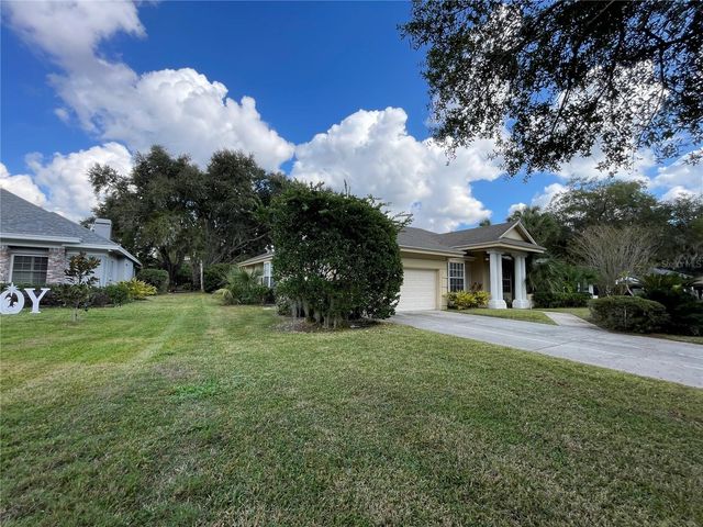 4706 KINROSS COURT, Valrico, FL 33596