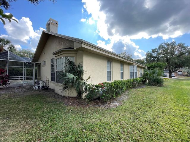 4706 KINROSS COURT, Valrico, FL 33596