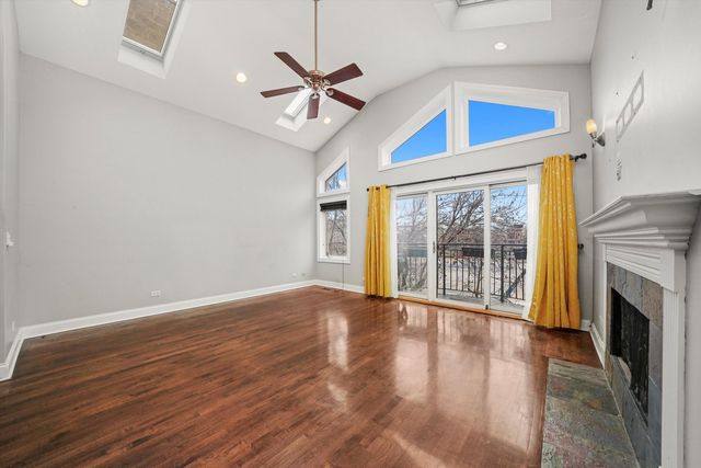 2430 W Iowa Street 3, Chicago, IL 60622