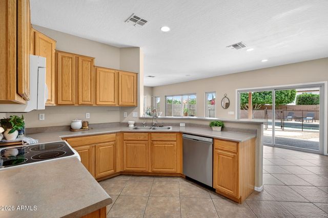 12845 W INDIANOLA Avenue, Avondale, AZ 85392
