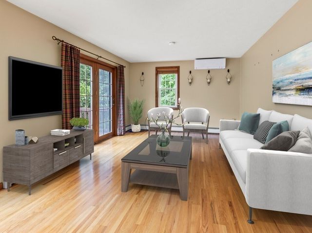 22 Oak Cir, Princeton, MA 01541