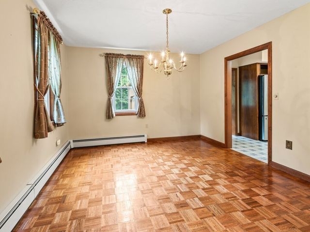 22 Oak Cir, Princeton, MA 01541