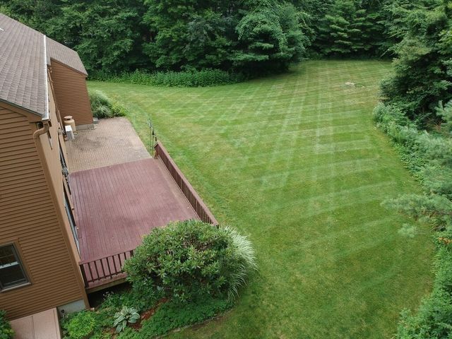 22 Oak Cir, Princeton, MA 01541
