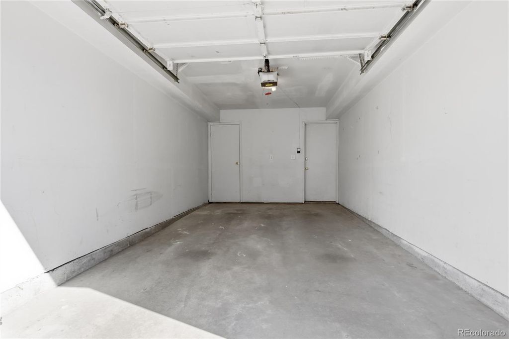 Image 24 of property listing at 6001 S Yosemite Street B202, Greenwood Village, CO 80111