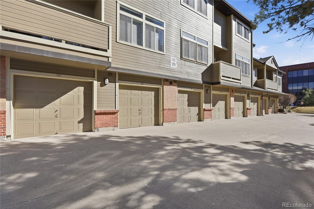 Image 25 of property listing at 6001 S Yosemite Street B202, Greenwood Village, CO 80111