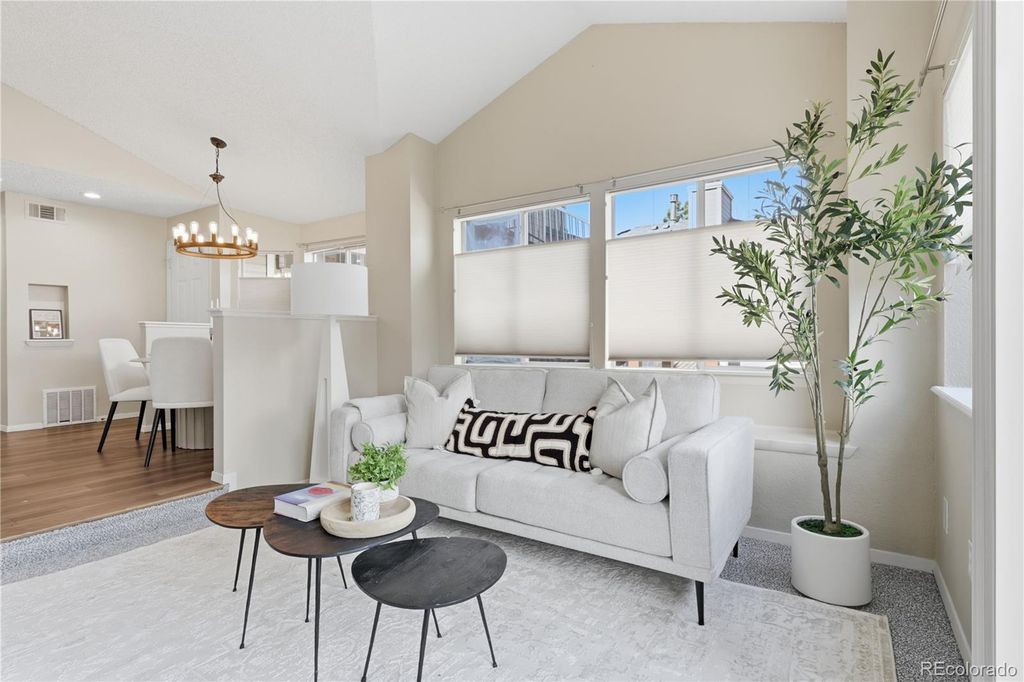 Image 5 of property listing at 6001 S Yosemite Street B202, Greenwood Village, CO 80111
