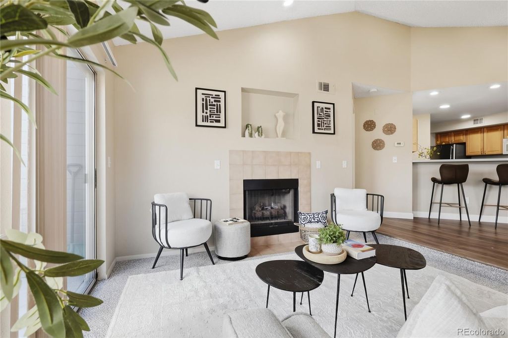 Image 9 of property listing at 6001 S Yosemite Street B202, Greenwood Village, CO 80111