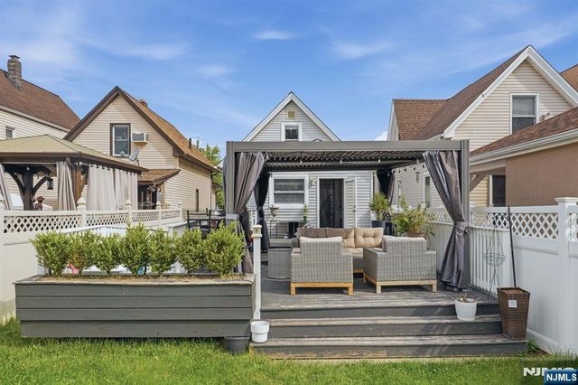 32 Willard Street, Garfield, NJ 07026