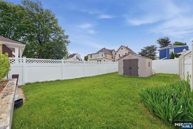32 Willard Street, Garfield, NJ 07026