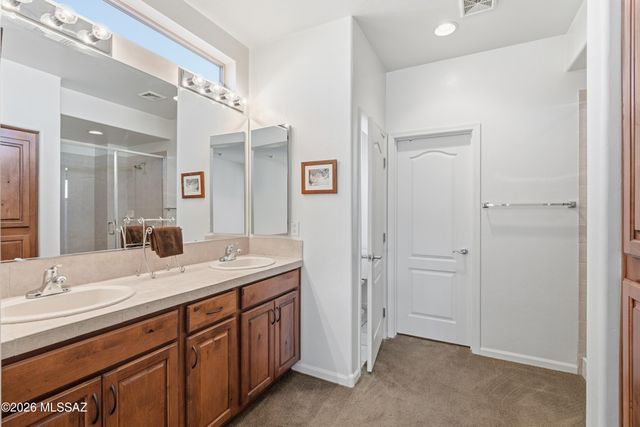 1001 N Desert Deer Ps, Green Valley, AZ 85614