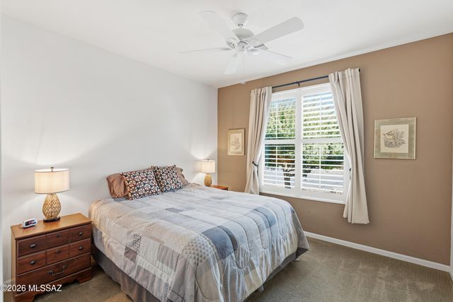 1001 N Desert Deer Ps, Green Valley, AZ 85614