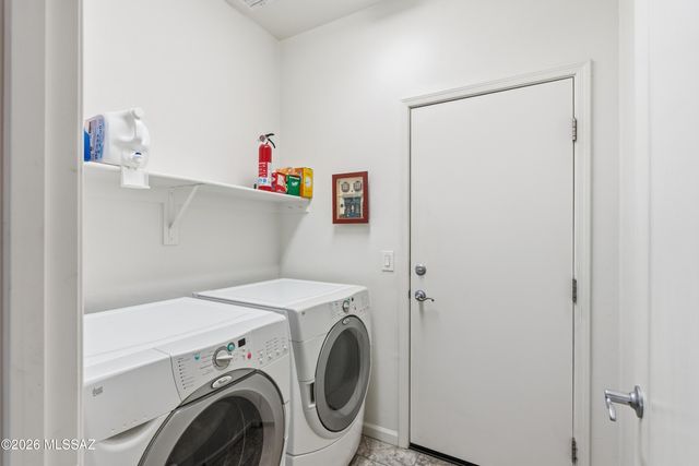 1001 N Desert Deer Ps, Green Valley, AZ 85614