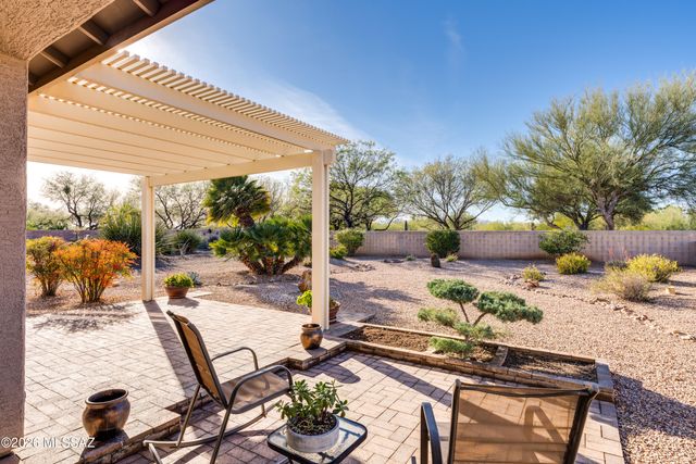 1001 N Desert Deer Ps, Green Valley, AZ 85614