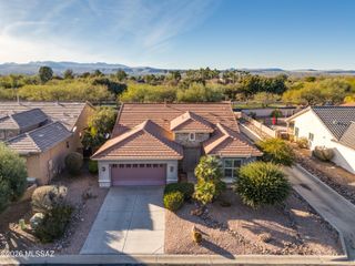 1001 N Desert Deer Ps, Green Valley, AZ 85614