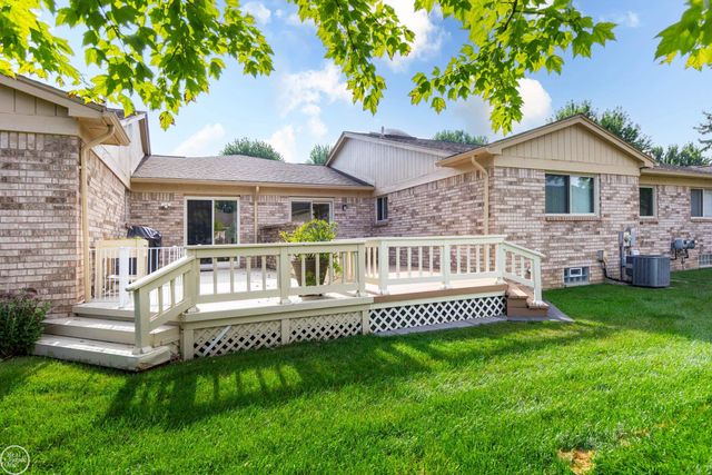 41415 Janet Circle, Clinton Twp, MI 48038