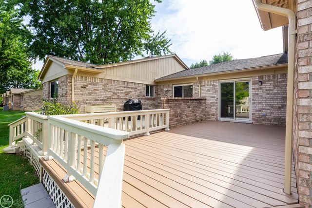 41415 Janet Circle, Clinton Twp, MI 48038