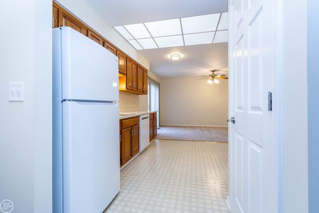 41415 Janet Circle, Clinton Twp, MI 48038