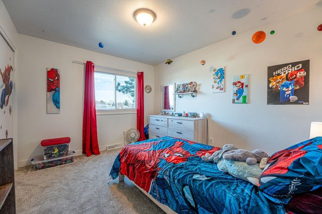 2117 BRIARWOOD LN, Cheyenne, WY 82009