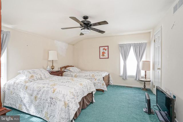 26 MEETINGHOUSE CT, Shamong, NJ 08088