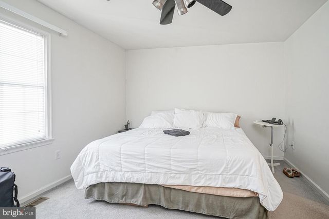 26 MEETINGHOUSE CT, Shamong, NJ 08088