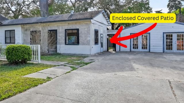 416 S Hardie Street, Alvin, TX 77511