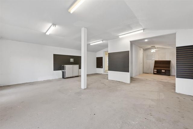 416 S Hardie Street, Alvin, TX 77511