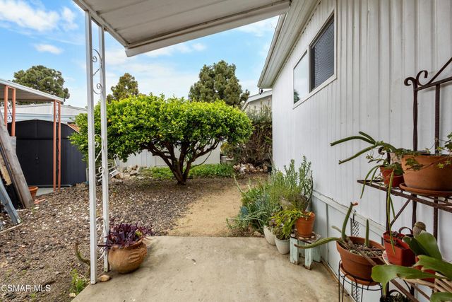 92 Gay Drive, Ventura, CA 93003