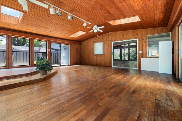 1123 N Liberty Street, Harrison, AR 72601