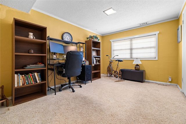 1123 N Liberty Street, Harrison, AR 72601